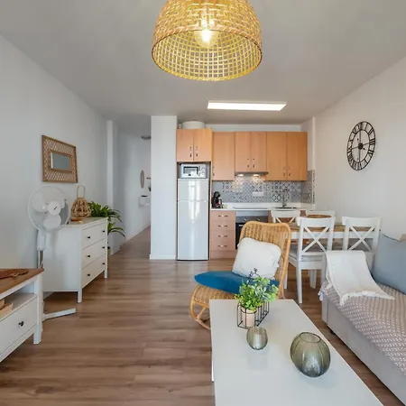 Renovated On Beachside With Pool Apartment Nerja