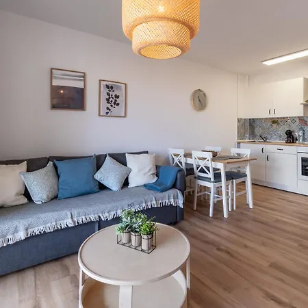 Renovated On Beachside With Pool *