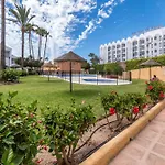 Renovated On Beachside With Pool * 네르하