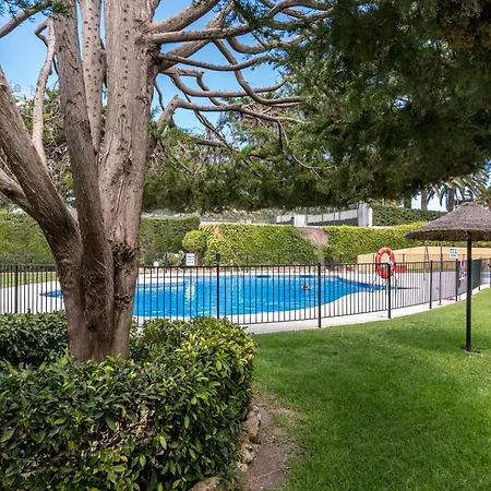 Renovated On Beachside With Pool Nerja