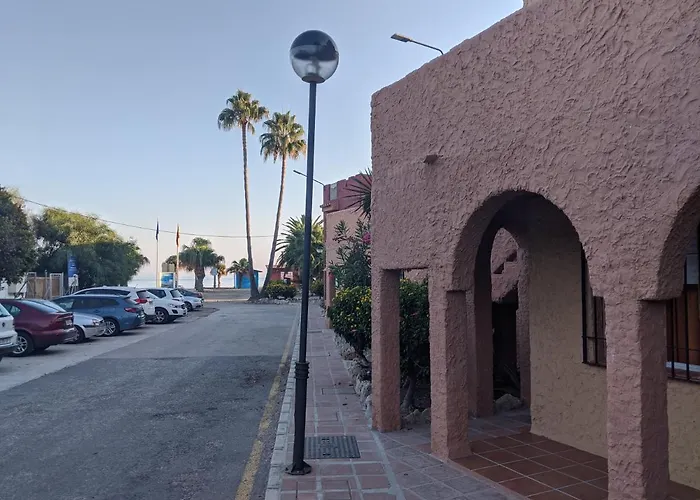 Renovated On Beachside With Pool