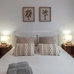 Renovated On Beachside With Pool Apartamento *