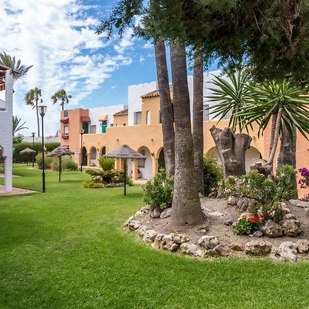 Appartement Renovated On Beachside With Pool *