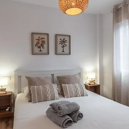 Renovated On Beachside With Pool *