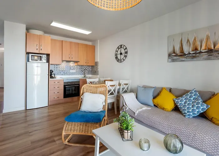 Appartement Renovated On Beachside With Pool