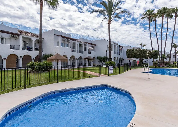 Renovated On Beachside With Pool Appartement Nerja