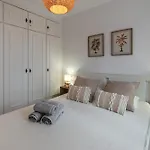 Renovated On Beachside With Pool Apartment Nerja
