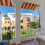 Renovated On Beachside With Pool Apartment *