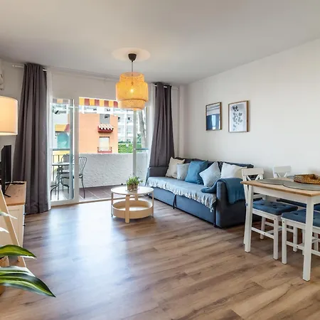 Renovated On Beachside With Pool