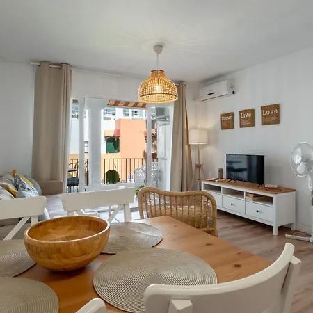 Appartement Renovated On Beachside With Pool