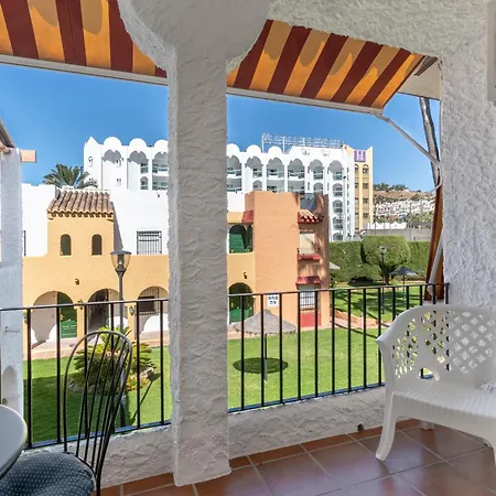Renovated On Beachside With Pool Appartement *